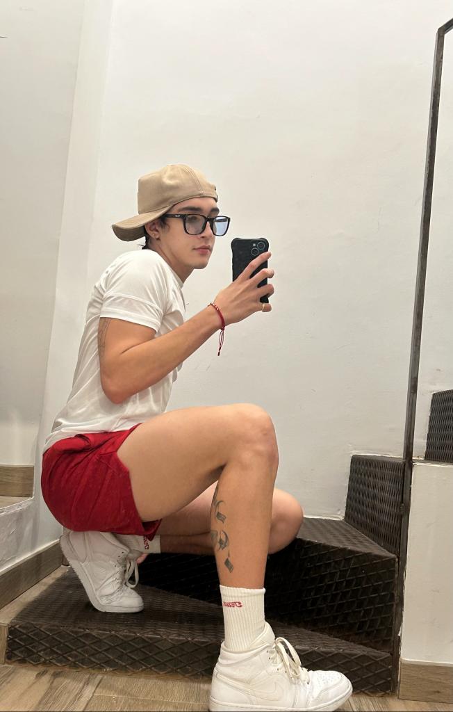 Chico busca chica en Alicante: 