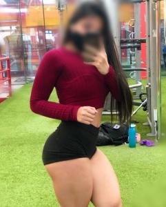 631917875: Chica busca chico en Madrid