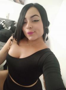 656731860: Chica busca chico en Barcelona