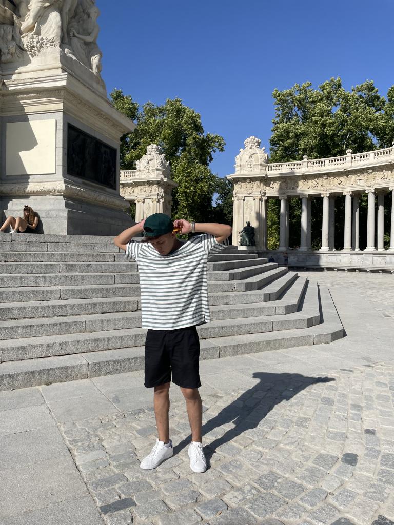 614527123: Chico busca chica en Murcia