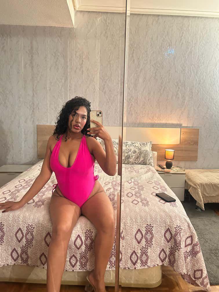 643740154: Chica busca chico en La Rioja