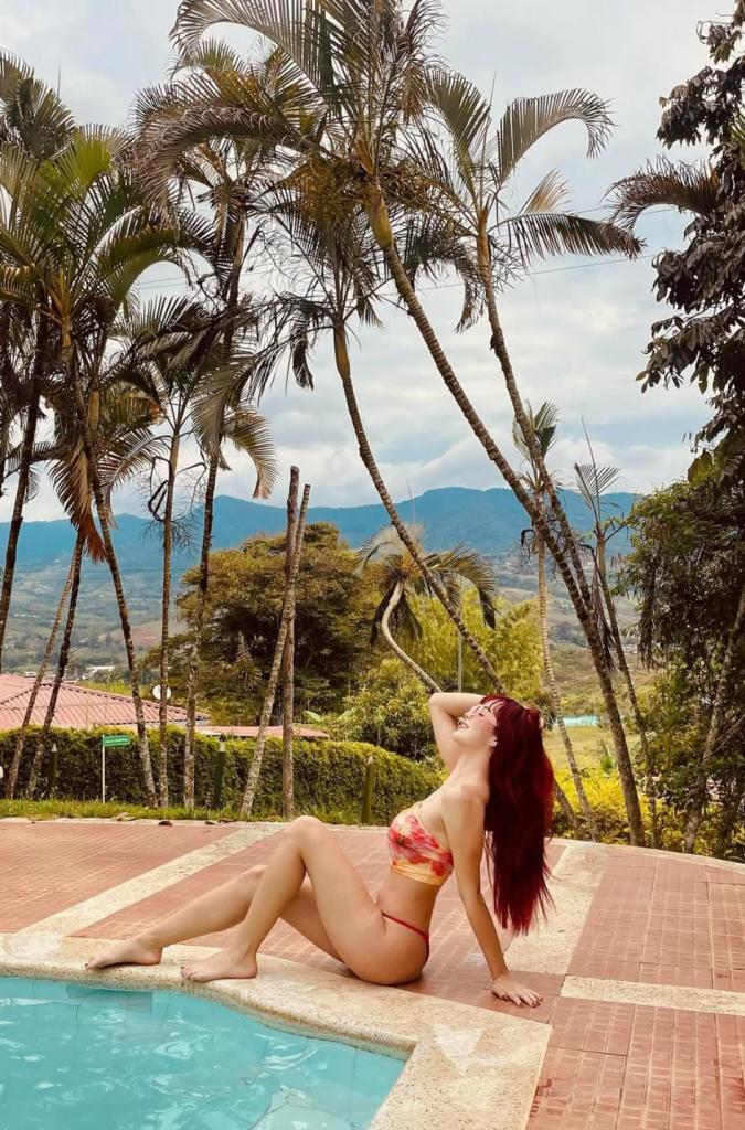 Chica busca chico en Murcia: 