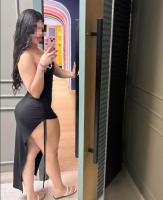 684747839: Chica busca chico en Málaga