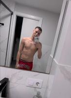 613804021: Chico busca chica en Zaragoza