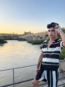 Chico busca chica en Jaén: 