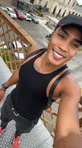 Chico busca chica en La Rioja: 