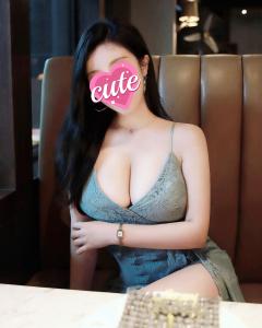 627863113: Chica busca chico en Madrid