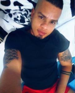 663124699: Chico busca chica en Barcelona