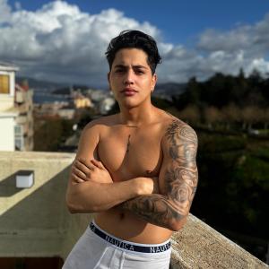 672836199: Chico busca chica en Madrid