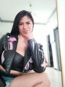 624066409: Chica busca chico en Alicante