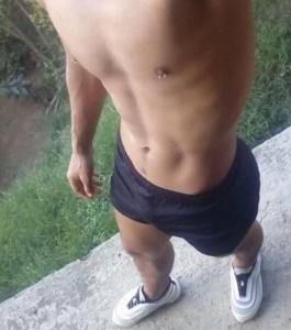 Chico busca chica en Lugo: 