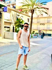 602417093: Chico busca chica en Valladolid