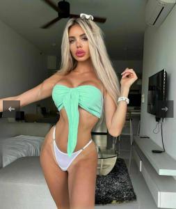 613951043: Chica busca chico en Cádiz