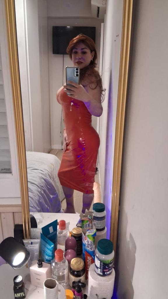 604159850: Chica busca chico en Madrid