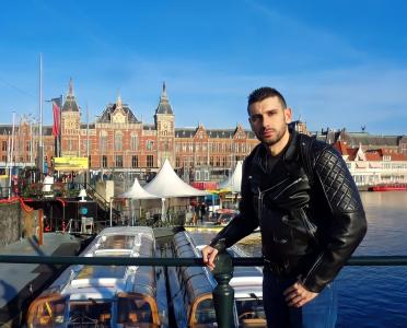 Chico busca chica en Pontevedra: 