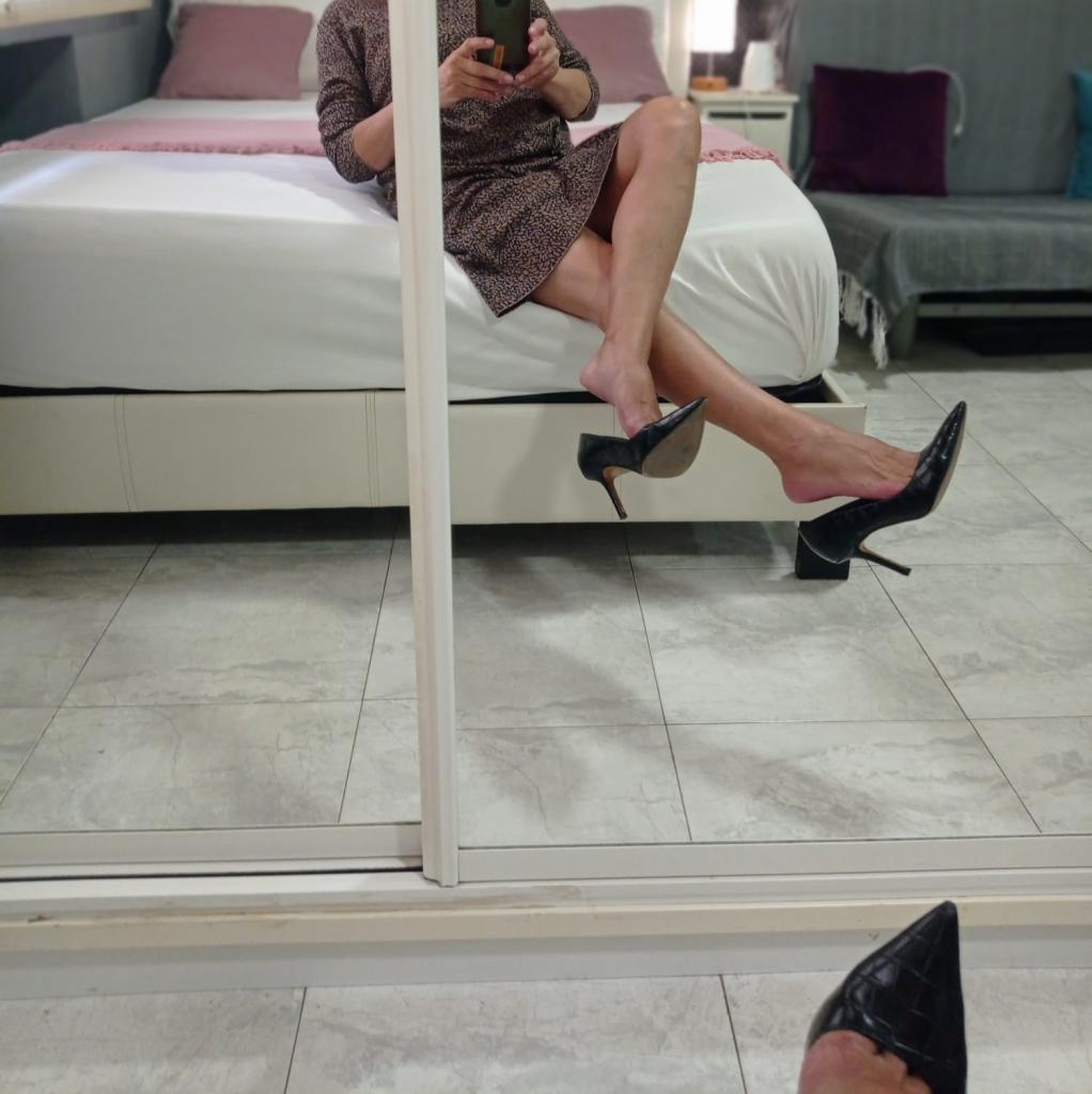 711274441: Chica busca chico en Madrid