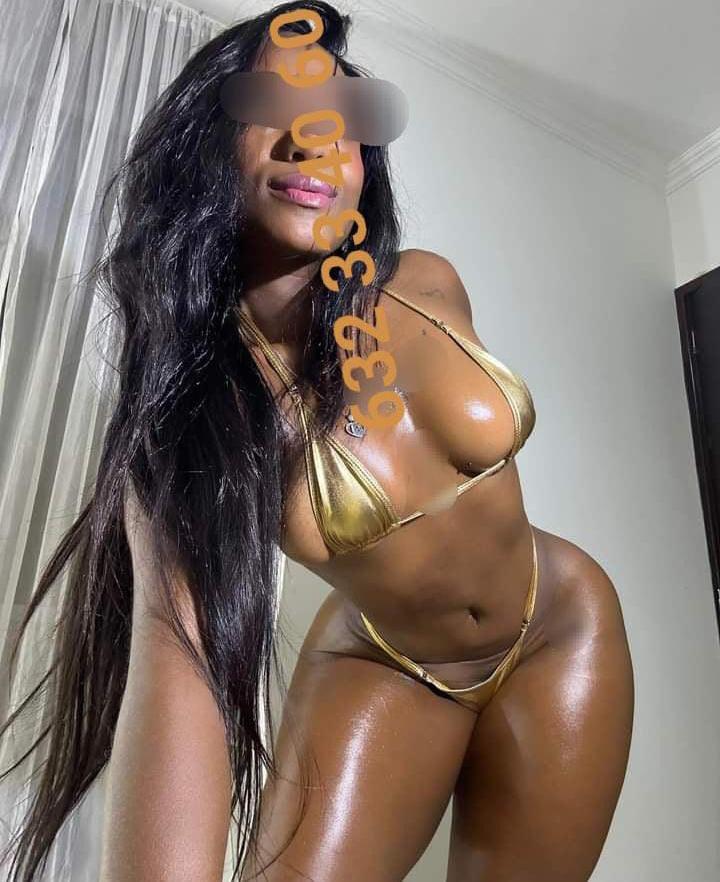 Chica busca chico en La Coruña: 