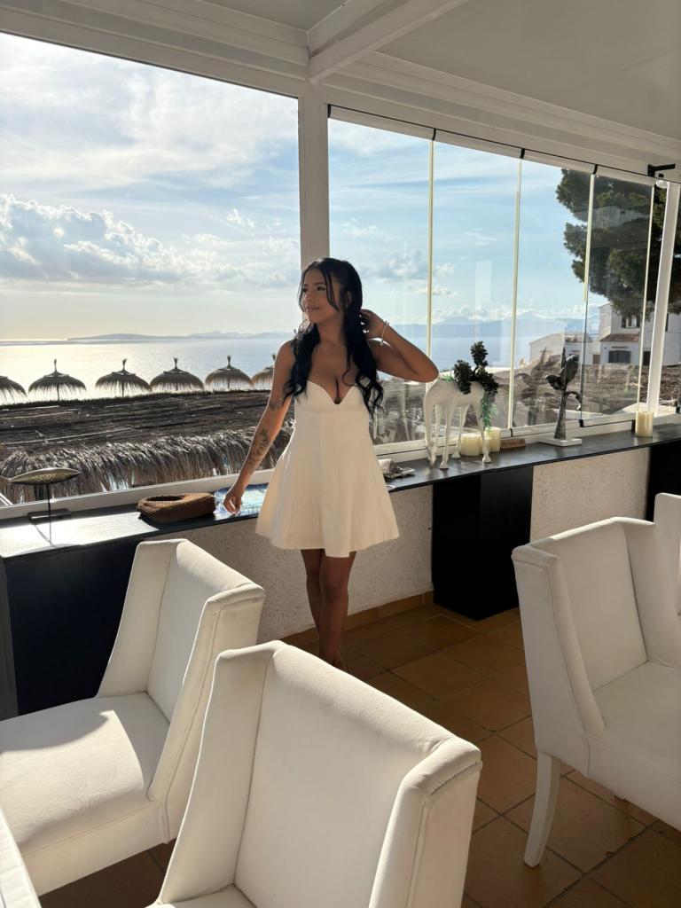 Chica busca chico en Asturias: 