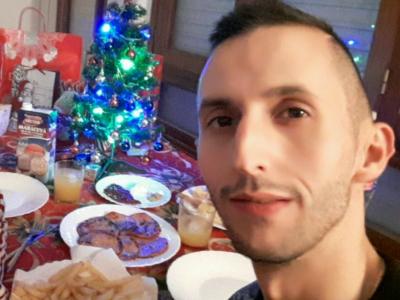 698911547: Chico busca chica en Alicante