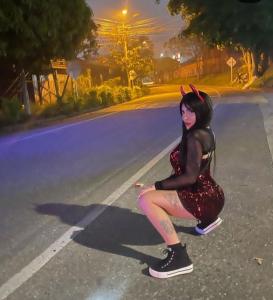 Chica busca chico en Alicante: 