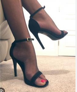 643745751: Chica busca chico en Mallorca