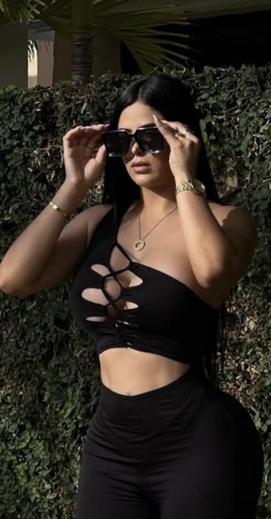 634071468: Chica busca chico en Granada