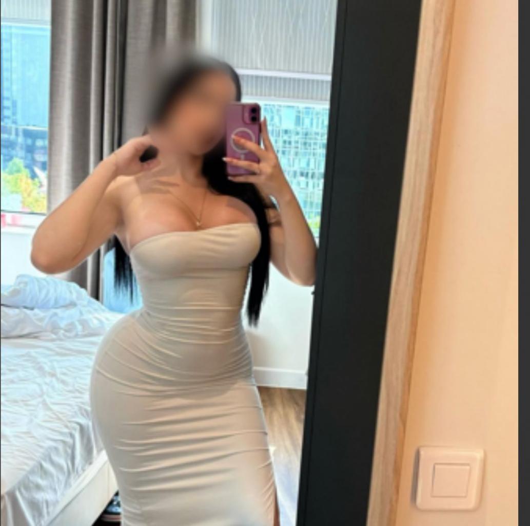 624747953: Chica busca chico en Almería