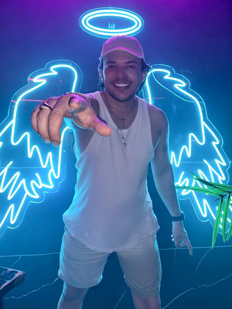 Chico busca chica en Tenerife: 