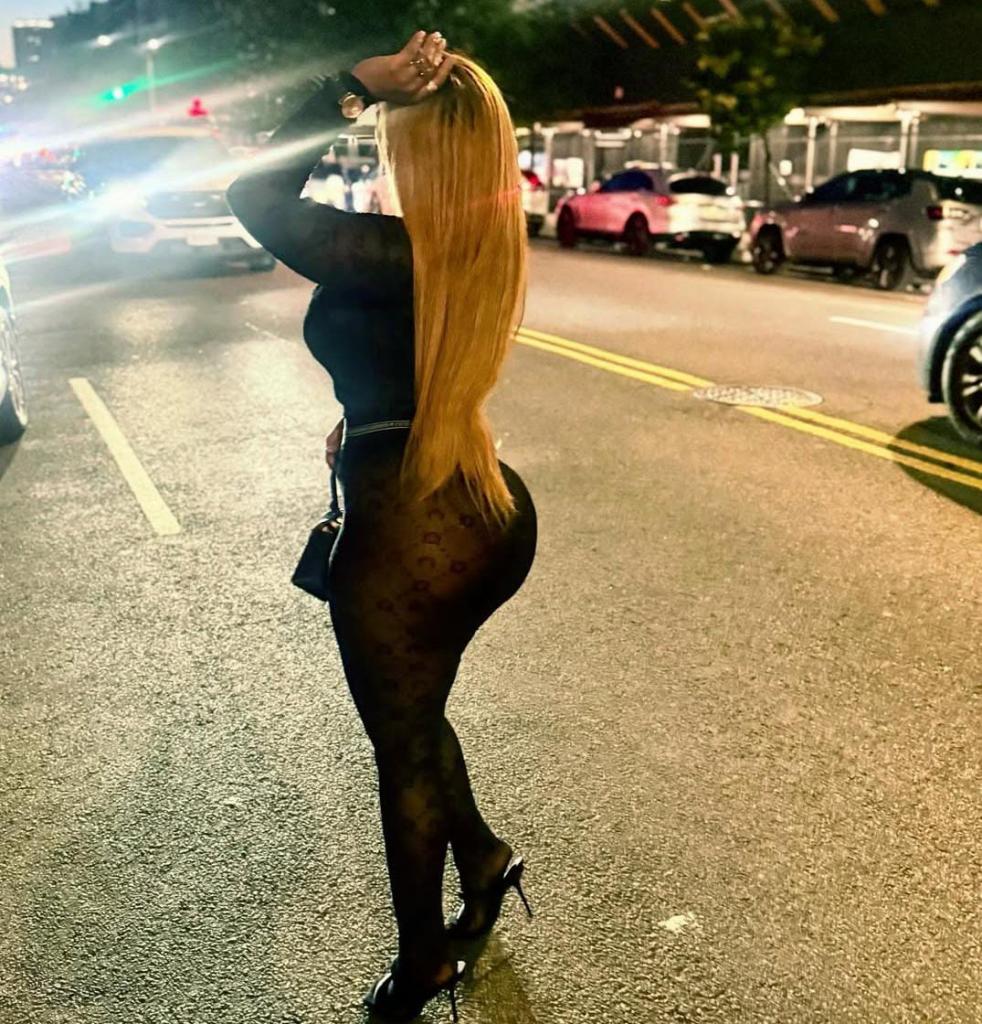 695454166: Chica busca chico en Huesca