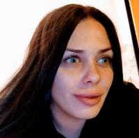 613952439: Chica busca chico en Granada