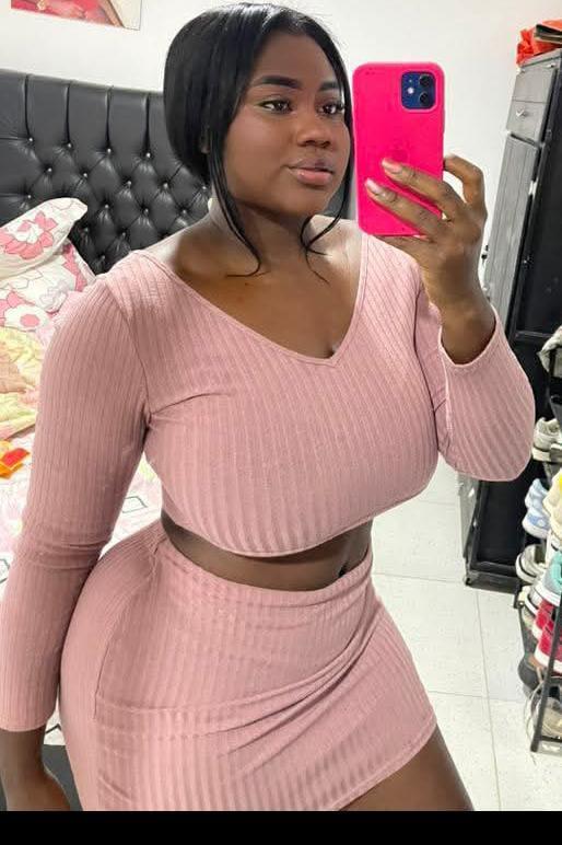 Chica busca chico en Tenerife: 