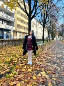 631589317: Chica busca chico en Alicante