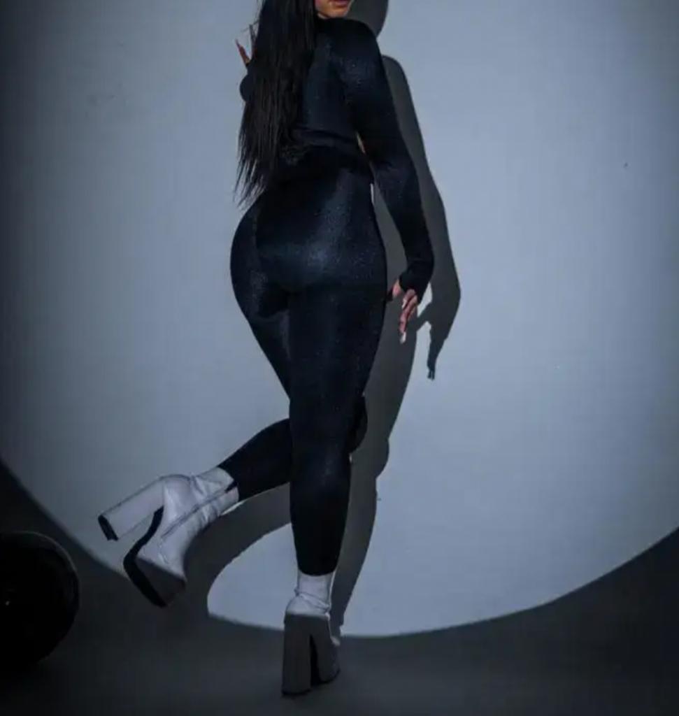 Chica busca chico en Granada: 