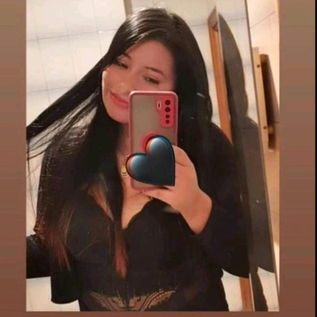 611894945: Chica busca chico en Orense