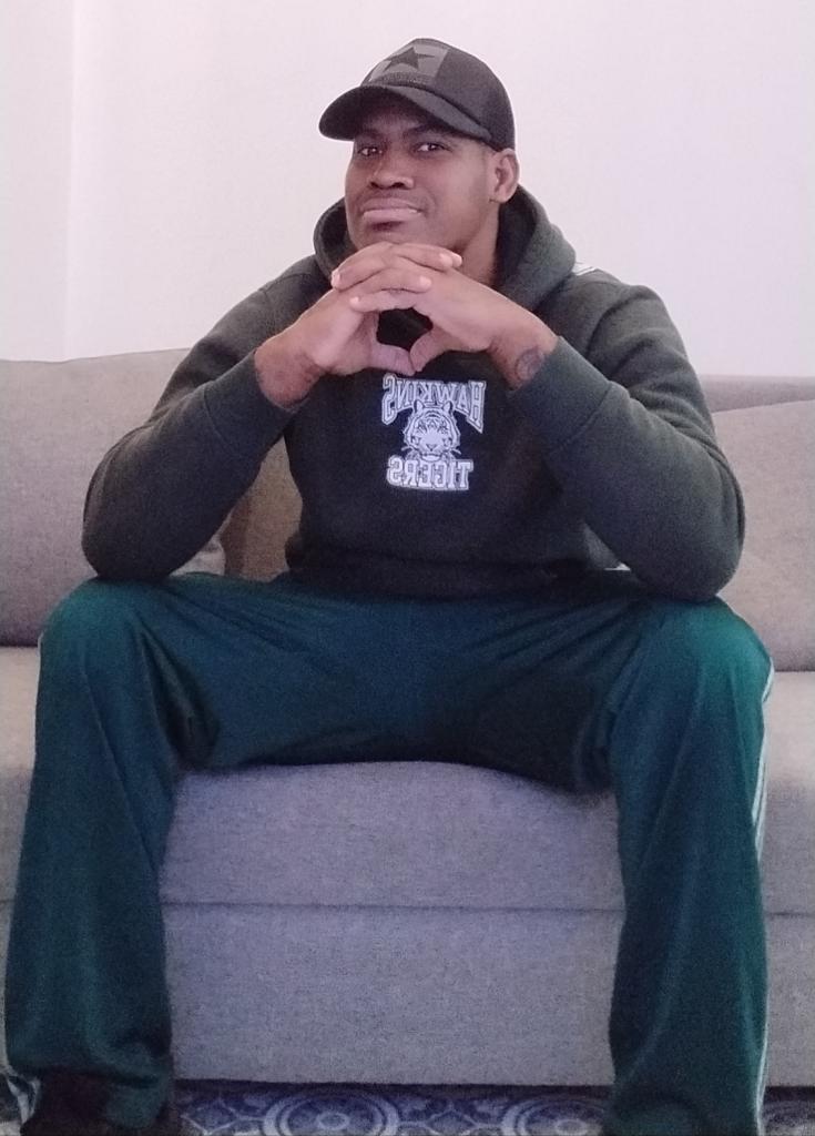 Chico busca chica en Málaga: 