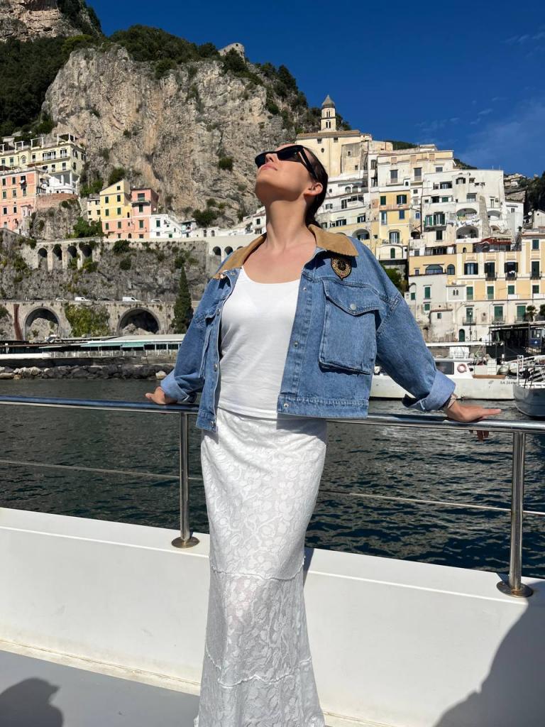 644730088: Chica busca chico en Madrid