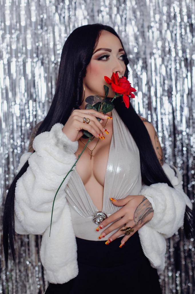 647695495: Transexual en Granada