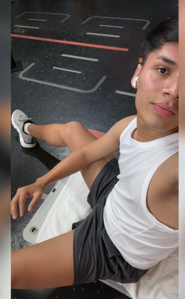 Chico busca chica en Málaga: 