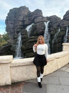 647695790: Chica busca chico en Mallorca