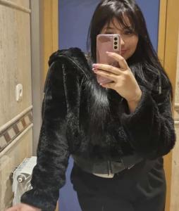 611894945: Chica busca chico en Orense