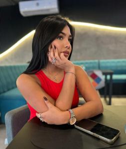 660048511: Chica busca chico en Pontevedra