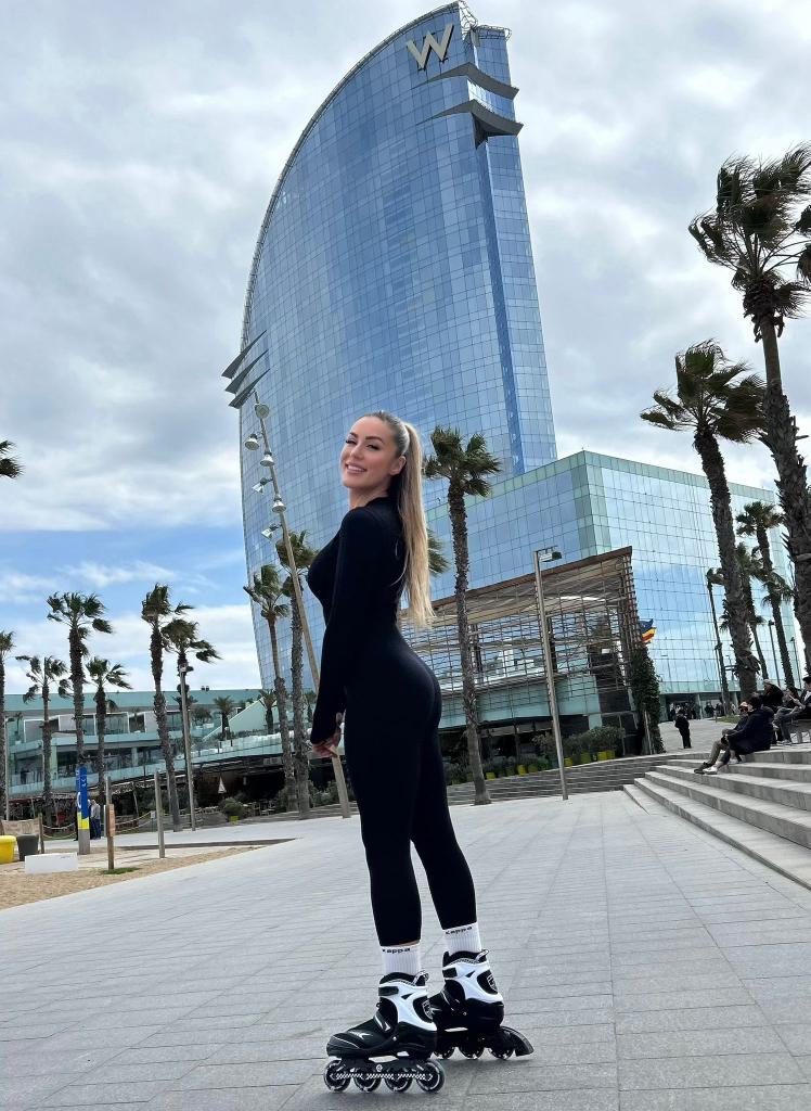 666478286: Chica busca chico en Cádiz