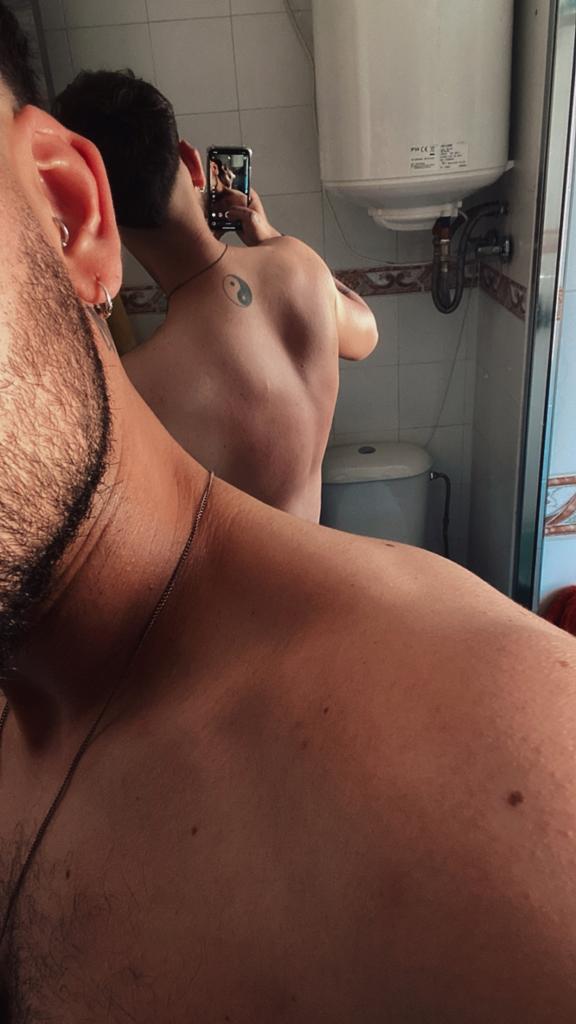 Chico busca chica en Málaga: 