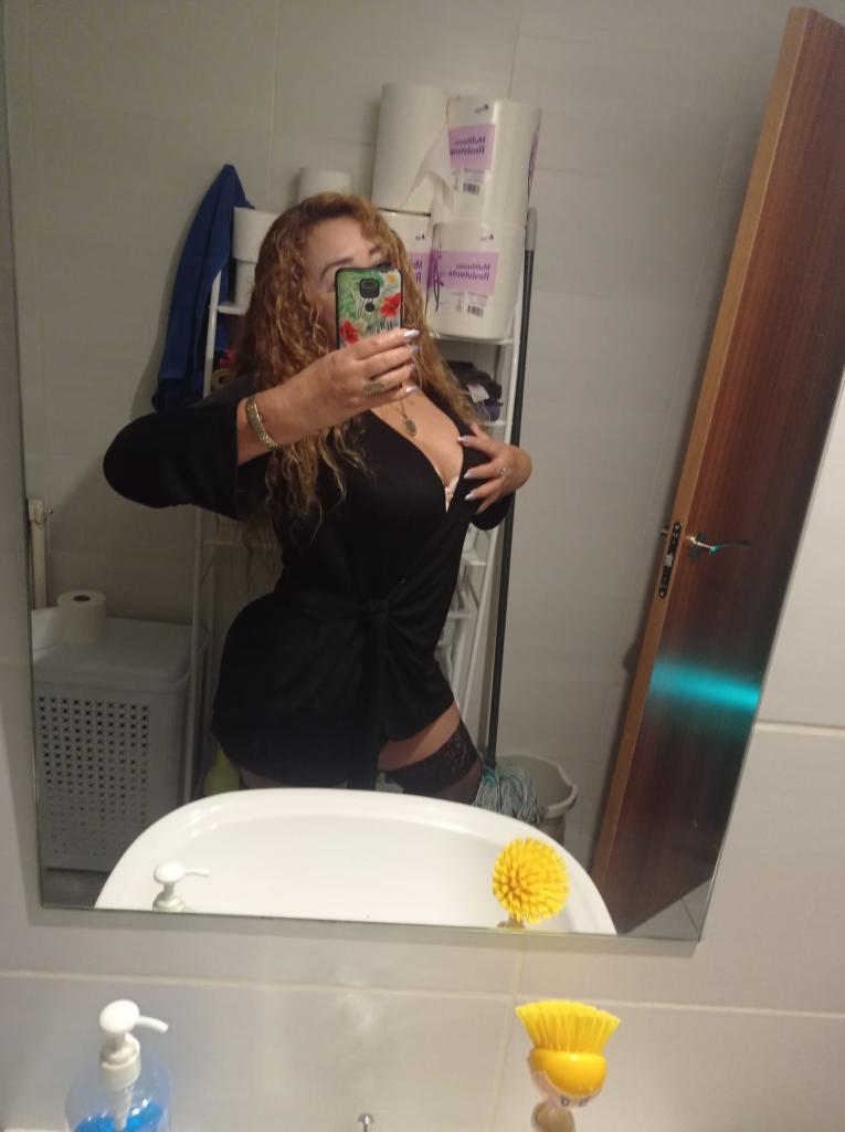 Chica busca chico en Zaragoza: 