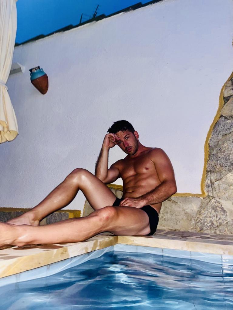 643048395: Chico busca chica en Castellón