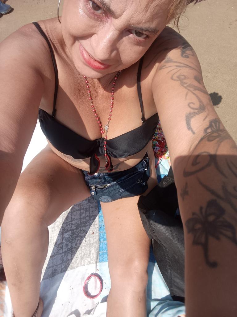 Chica busca chico en Sevilla: 