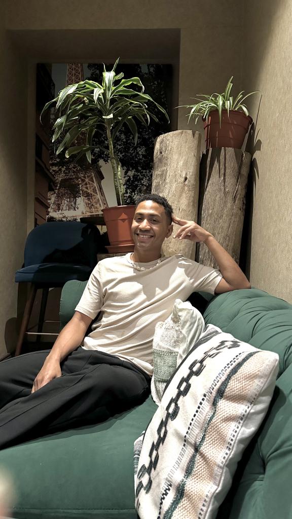 Chico busca chica en Málaga: 