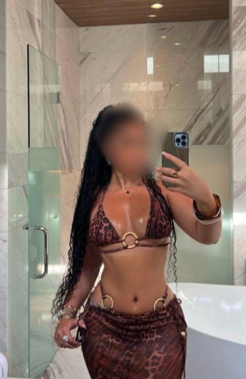 604314508: Chica busca chico en Cantabria