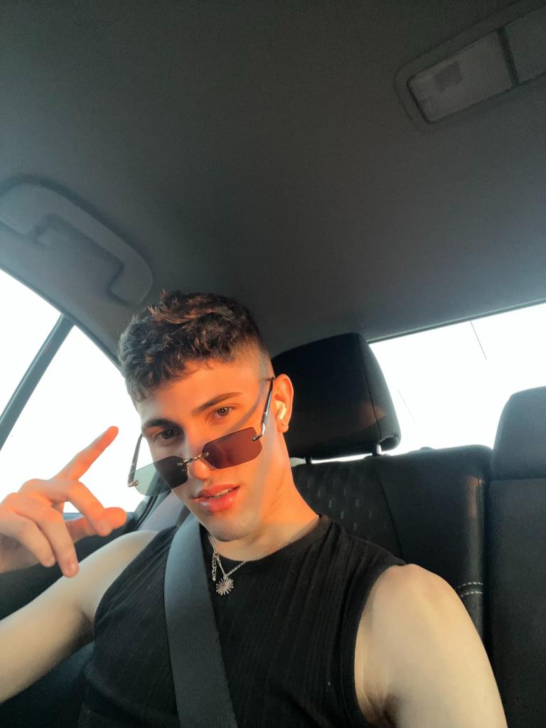 Chico busca chica en Madrid: 