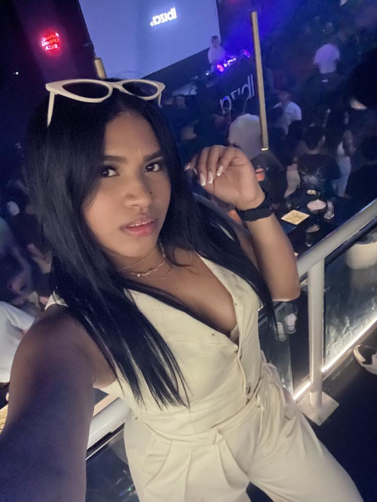 Chica busca chico en Alicante: 